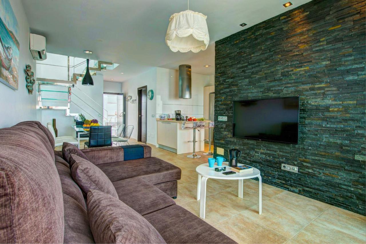 Villa Claraboya Sea View By Villa Plus Торокс Екстериор снимка